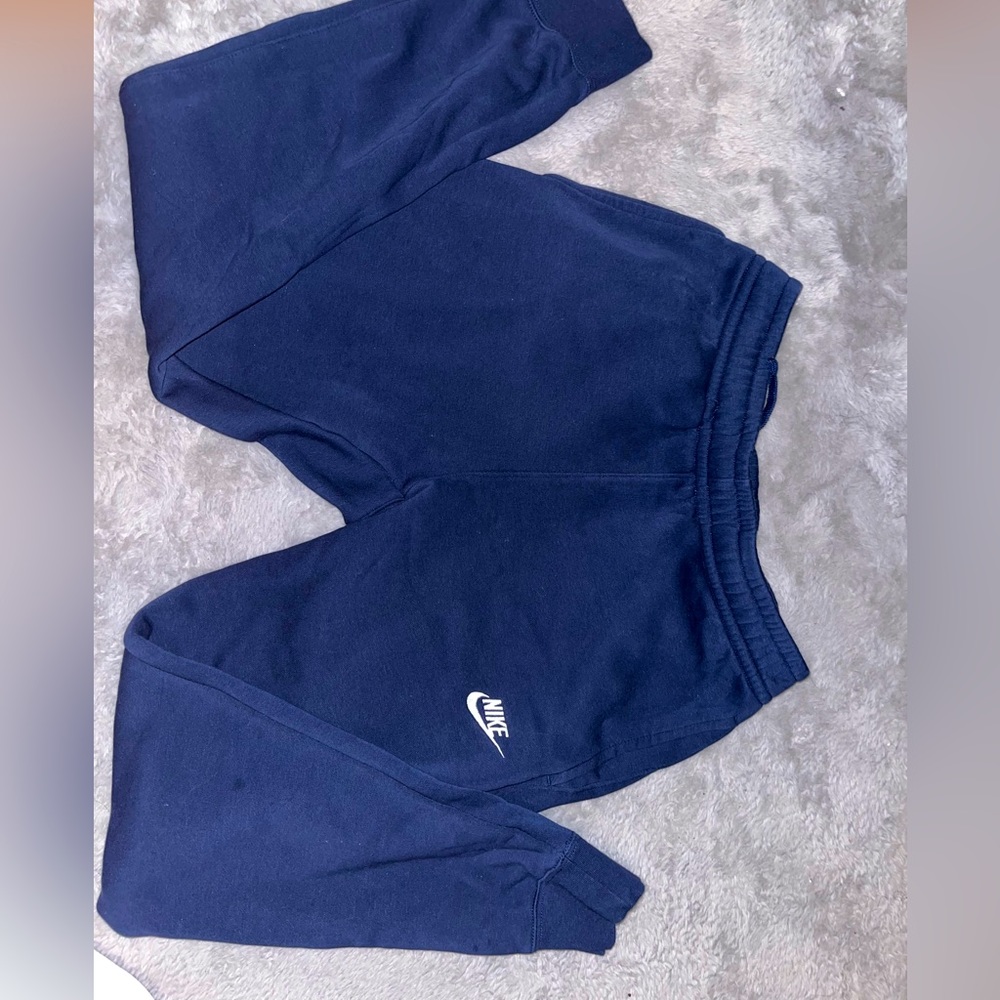 navy blue nike sweatpants